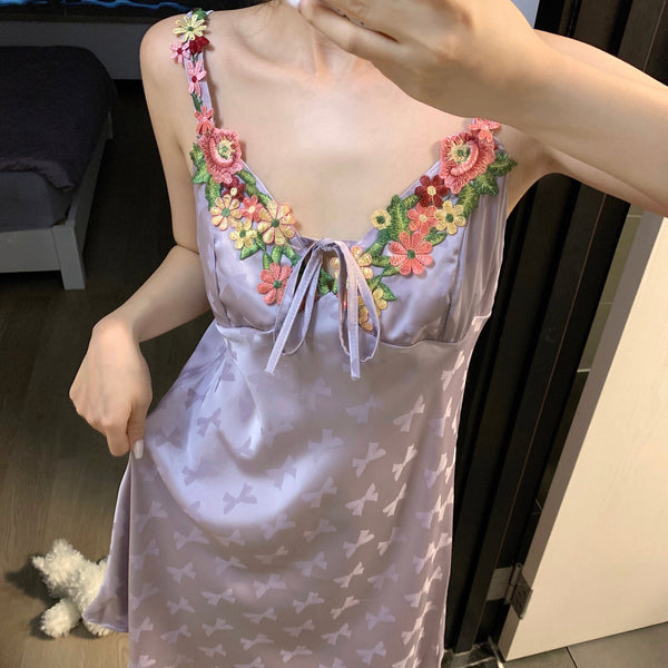 Muuv-It Ice Silk Embroidered Suspender Nightdress