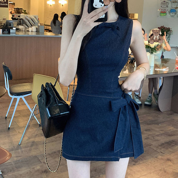 Muuv-It Retro Bow Tie Denim Mini Dress