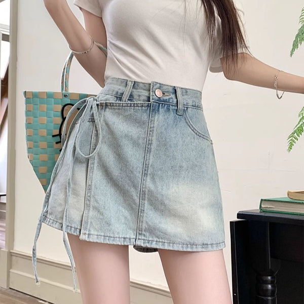 Muuv-It Light Blue Lace-Up Denim Shorts