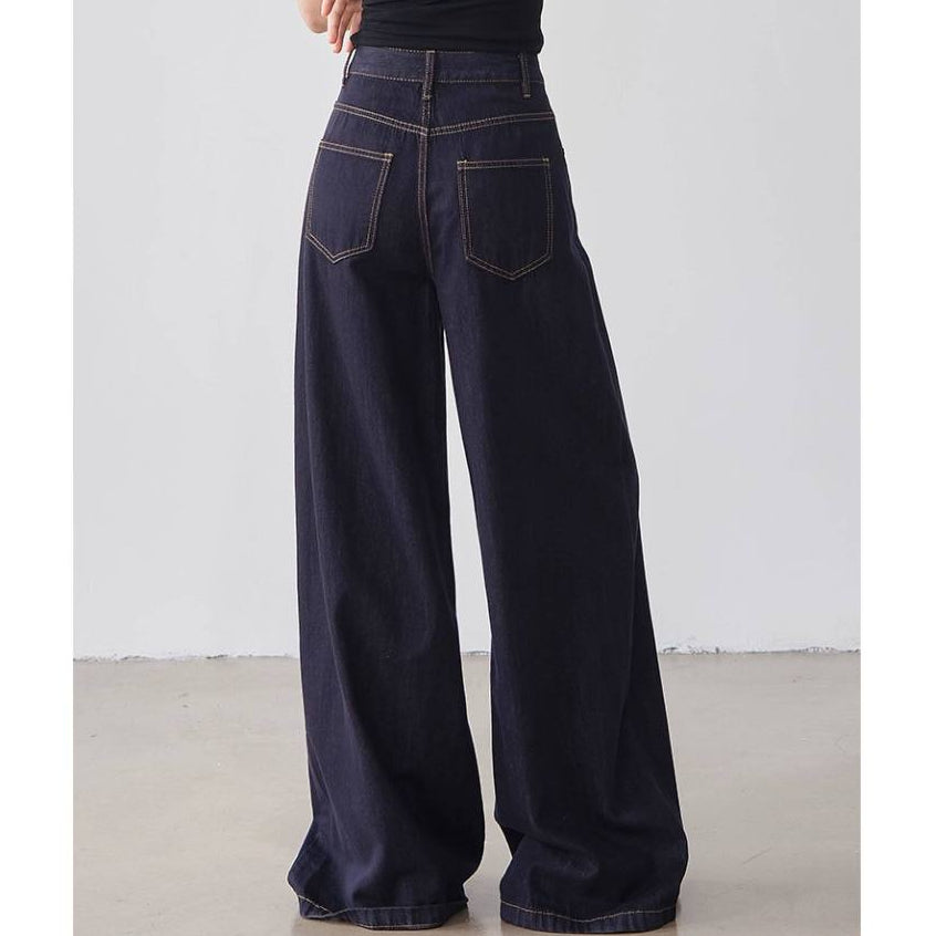 Women's High-Waist Slight-Flare Jeans