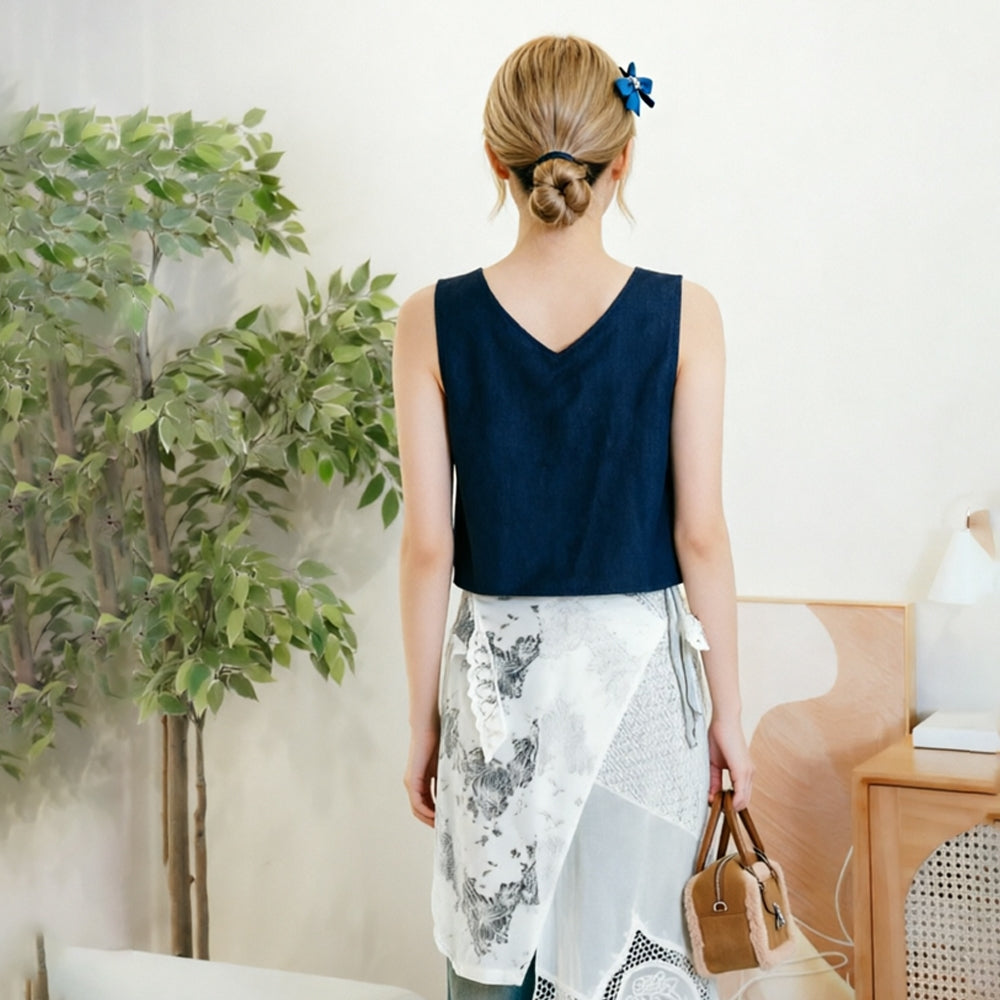 Women's V-Neck Tie-Front Sleeveless Top