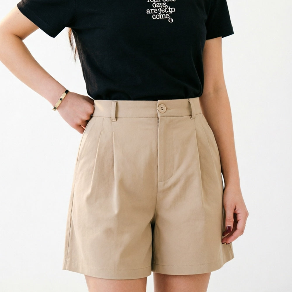 Women's Pleated-Front Shorts with Side Pockets