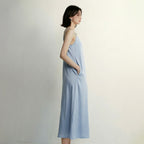 Women's Sleeveless Midi Dress