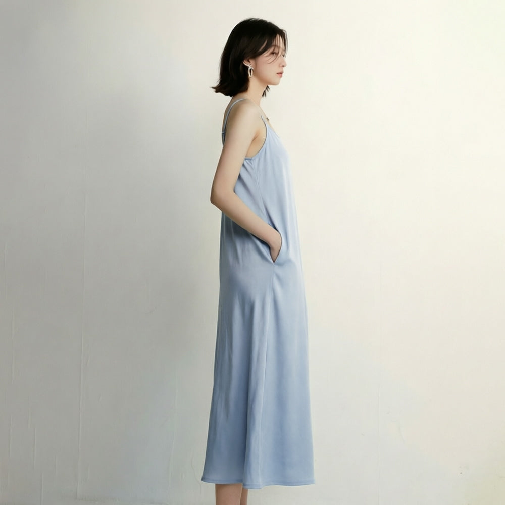 Women's Sleeveless Midi Dress